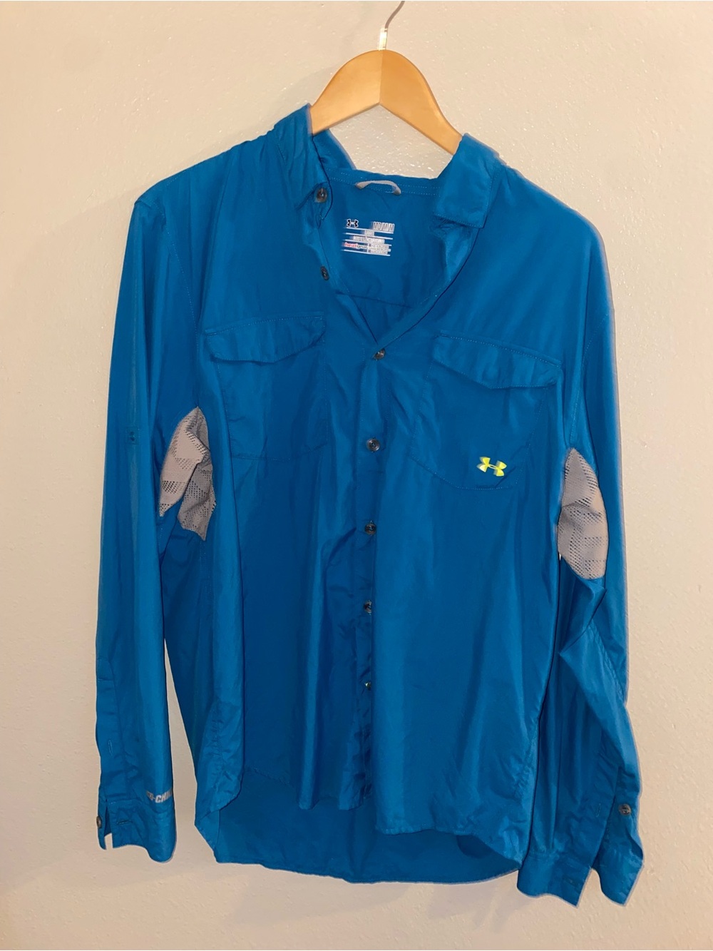 Under Armour Fish Hunter Button-Up Fishing Shirt Men's Medium Blue UPF Vented